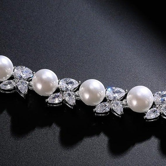 Aubrielle Pear & Pearl Crystal Bridal Bracelet