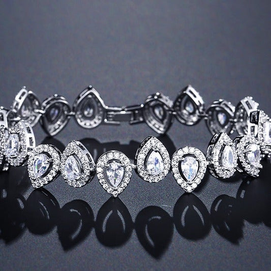 Jocosa Pear Halo Crystal Bridal Bracelet